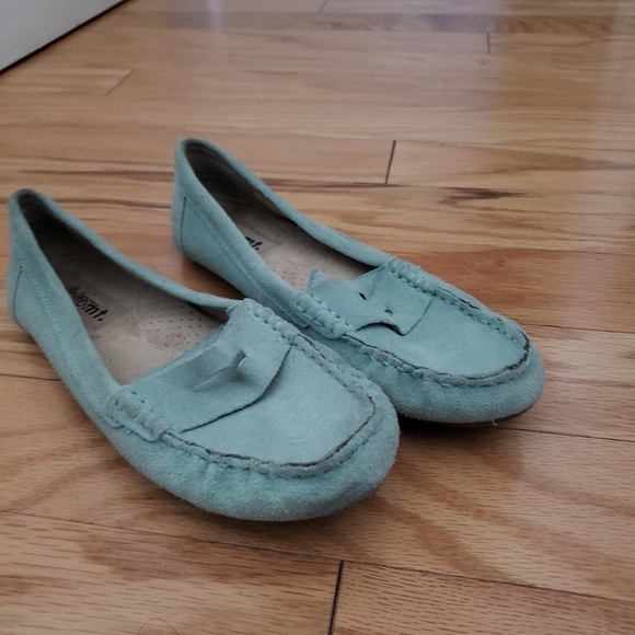 White Mountain Mint green suede moccasins sz 7.5 - Picture 4 of 5